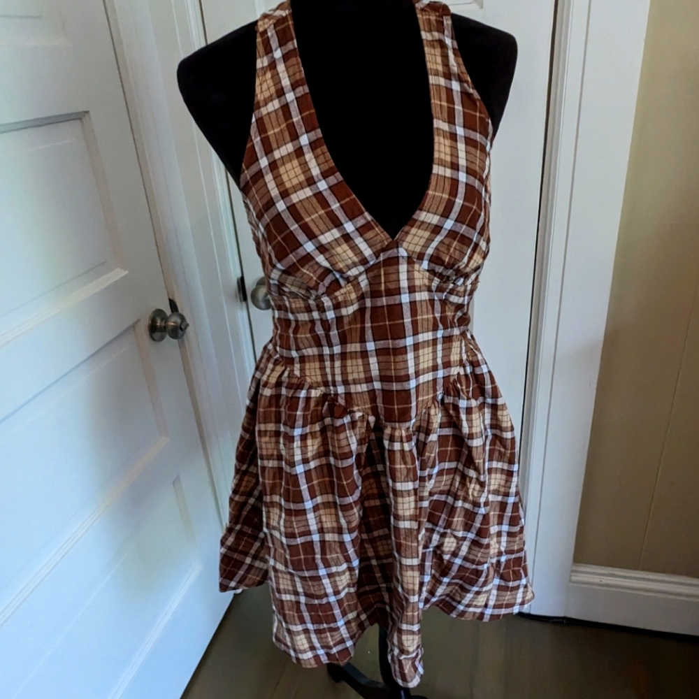 Plaited campus dress